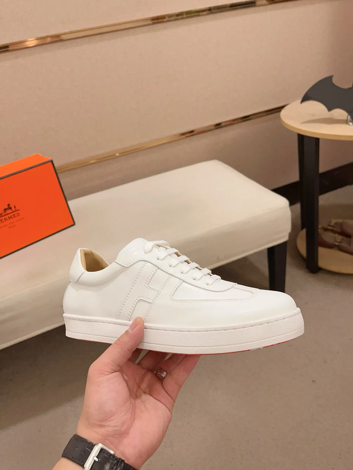 Men's clothing and shoes💰: 400💰《HERMES》【Classic Original Version】Hermès; Top 🔝 Purchasing Agency 🔍🔍Men's latest 🇺🇸 counter sales simultaneously, original ▲▲cowhide imported from Italy ▲▲Exquisite workmanship (Italian 🇮🇹Imported water-dyed 🐂cowhide lining) sole: original sole provided by the original factory, ⚠️exclusive double-layer activity·TPR·rubber·combined molded outsole; Code number: 38-44 (45/46 can be customized, non-refundable)